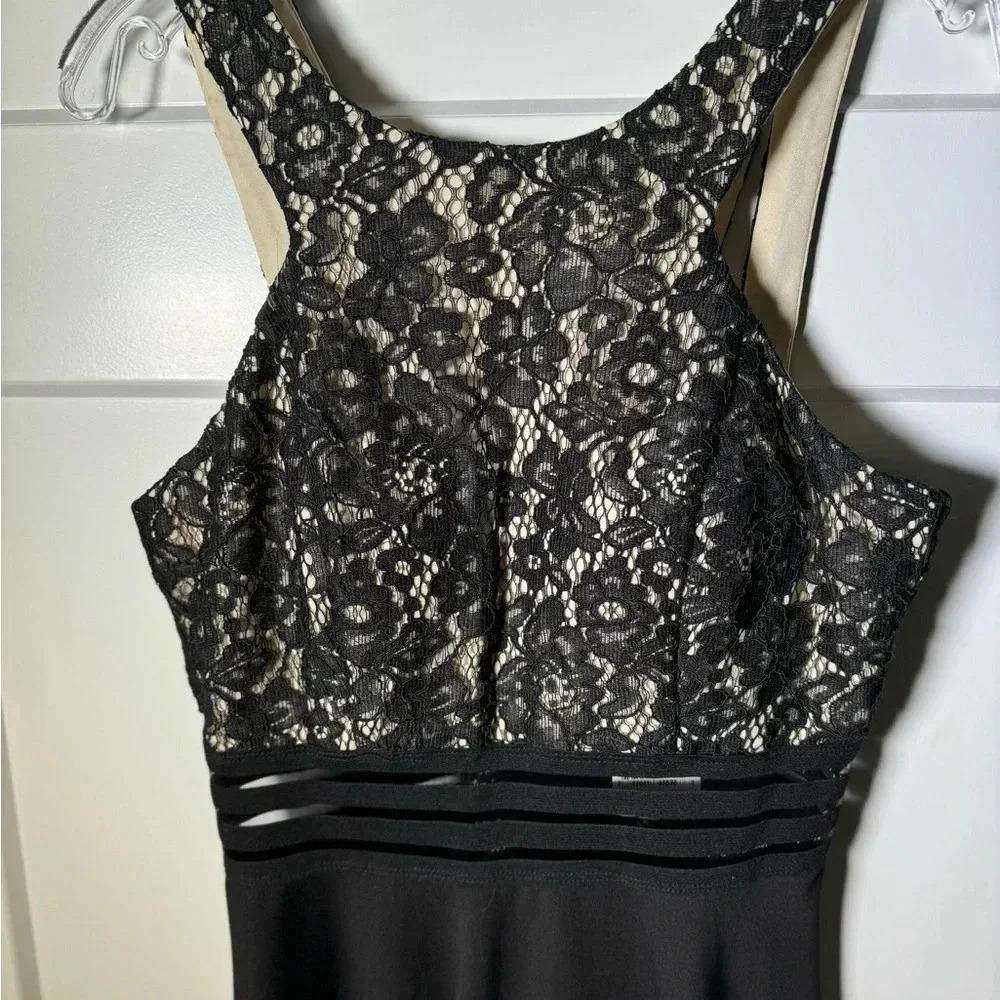 Speechless Black Lace Overlay Cutout Detail Fit Flare Dress Size 9 - Picture 4 of 13